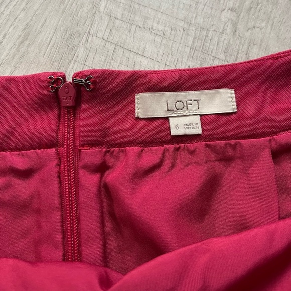 Loft Skirt in Rosebud zip pockets size 6 - Picture 9 of 10
